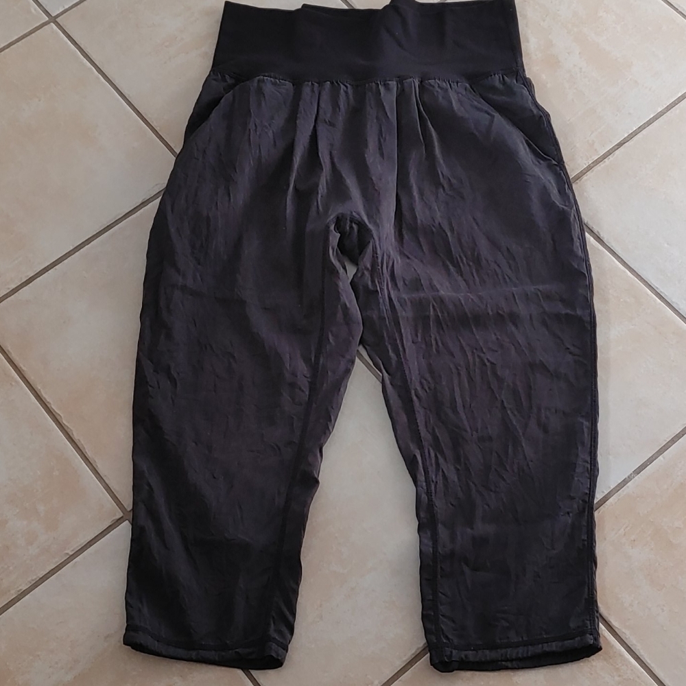 Lululemon Post Power Crop - Picture 3 of 6